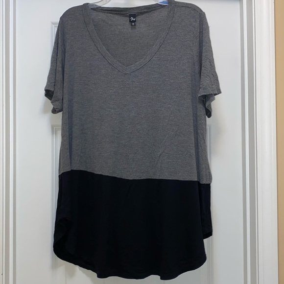 Au Fond women’s gray/black super soft tee size 1X - Picture 1 of 4